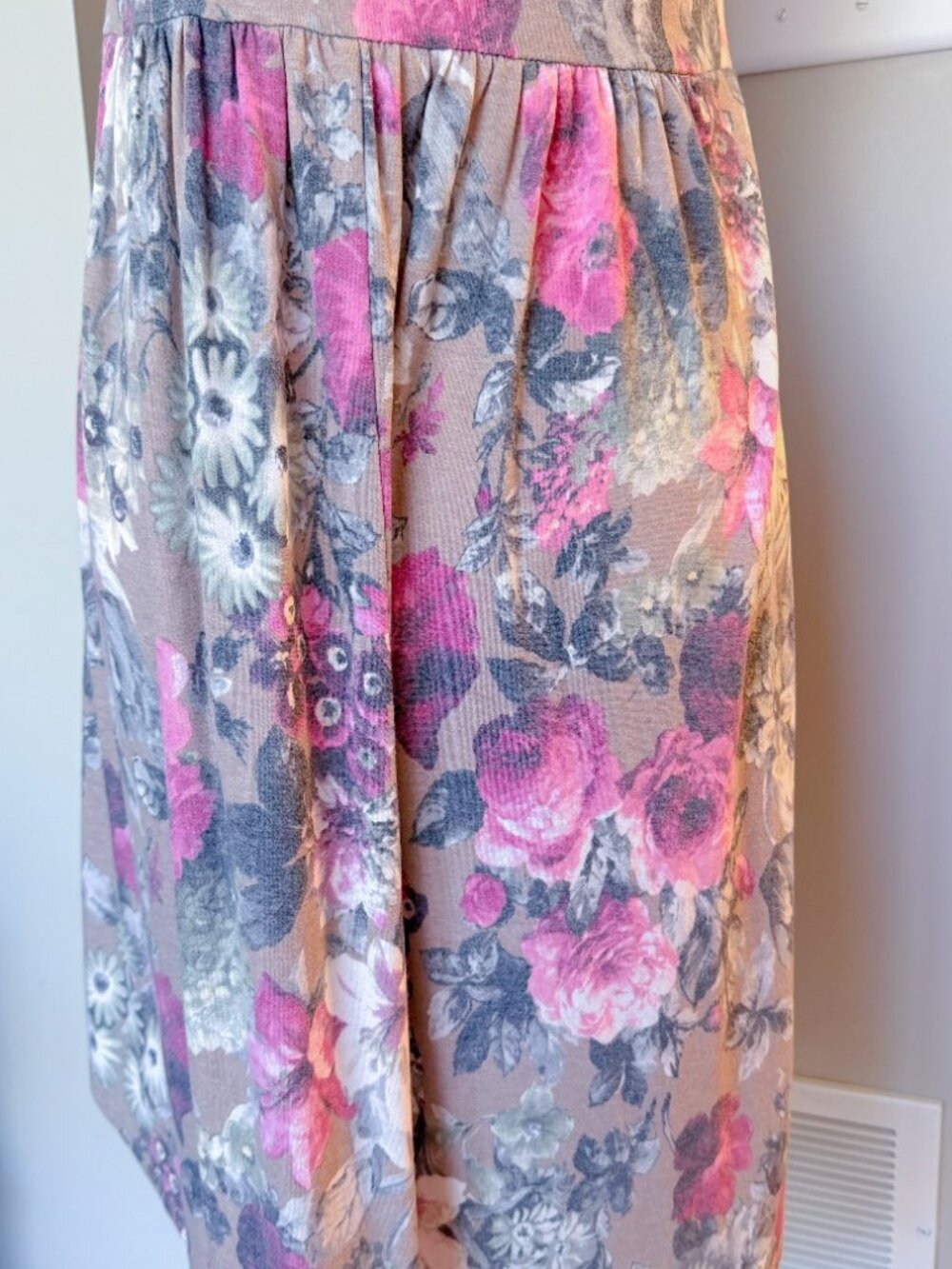 Emerald Floral Tank Sundress – Size Medium - Picture 6 of 8